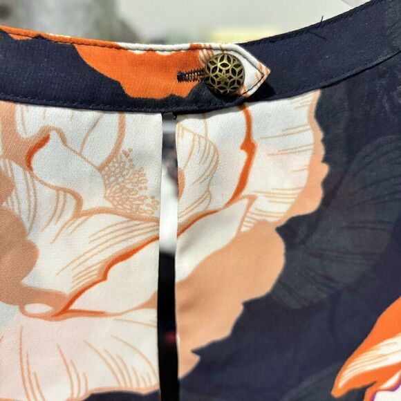 CAbi Blossom Floral Blouse Office navy & orange Sleeveless sz Small - Picture 4 of 7